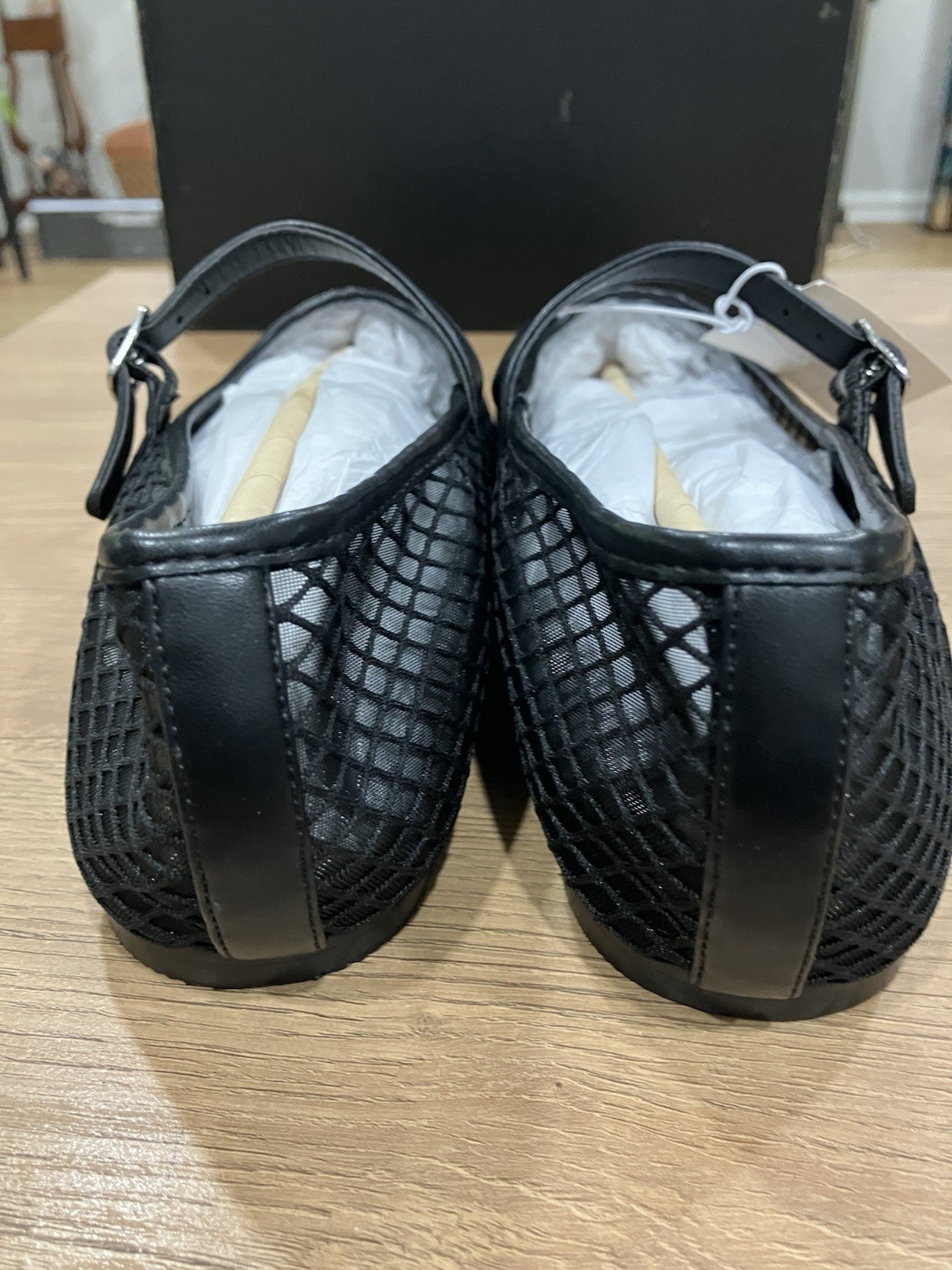 Gap Women’s Synthetic Mesh Mary Jane Flat Shoes Size 10 NWT