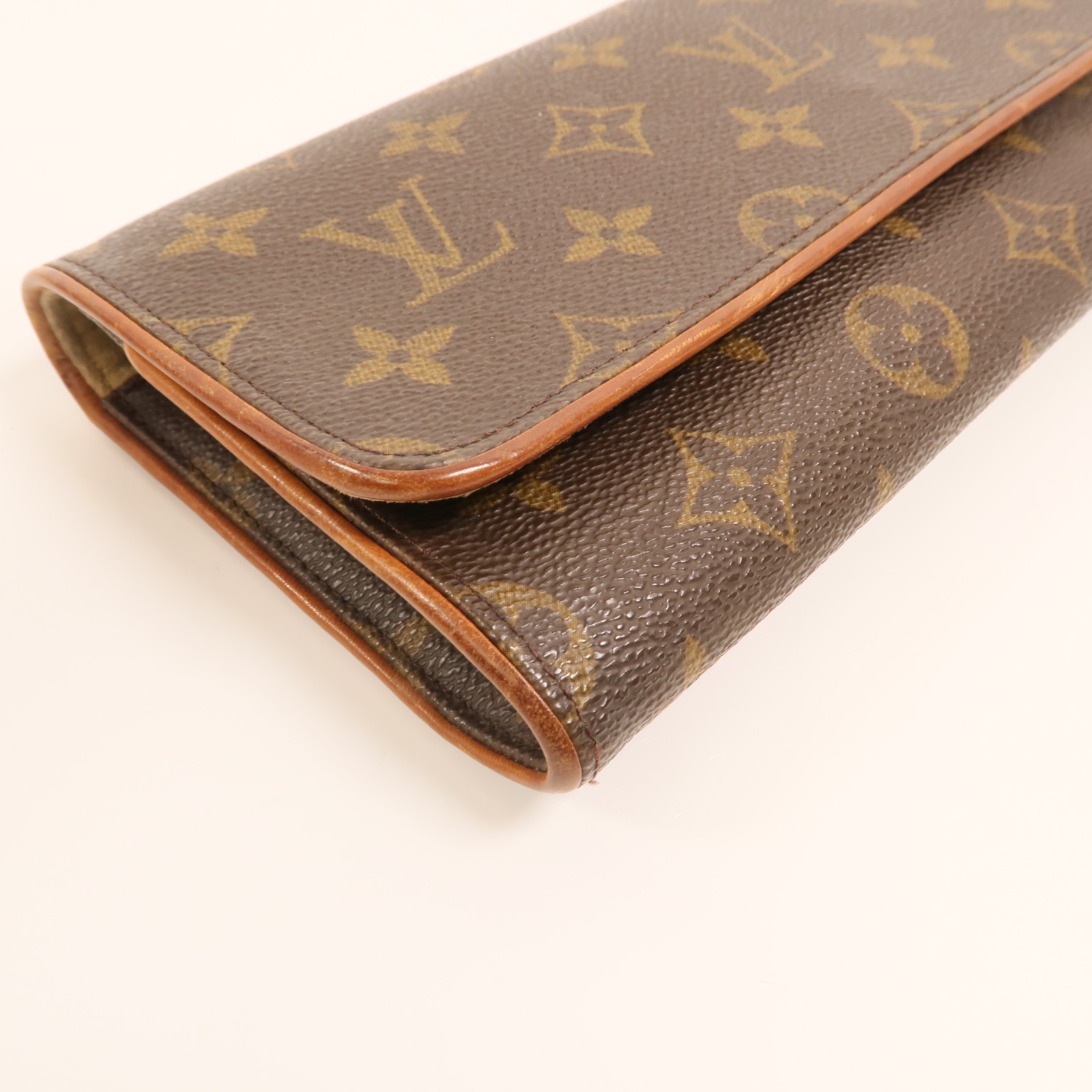LOUIS VUITTON LV GHW Pochette Twin GM Shoulder Bag M51852 Monogram Brown