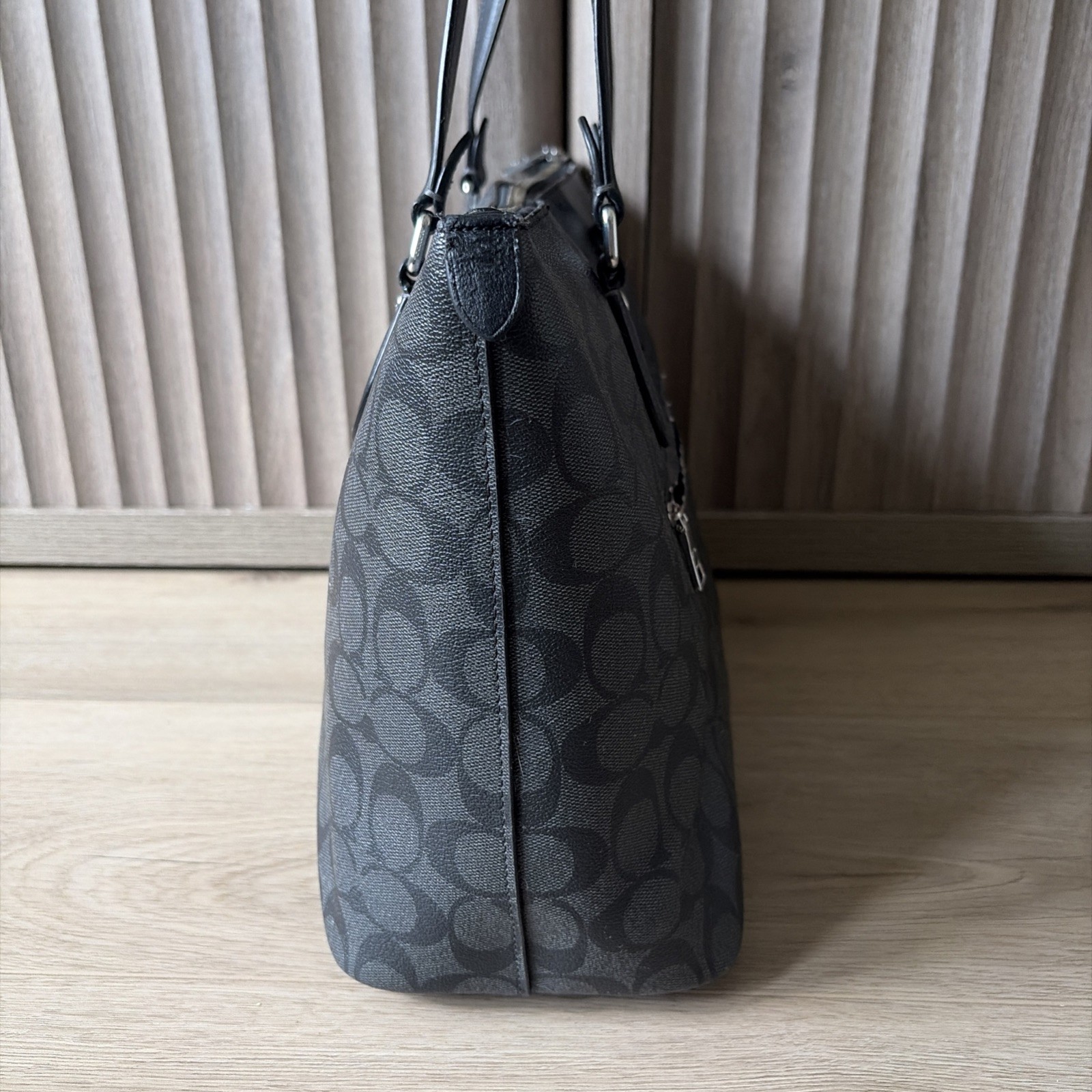 Coach Gallery Tote CH504 Signature Canvas Black Smoke Zip Top Shoulder Bag