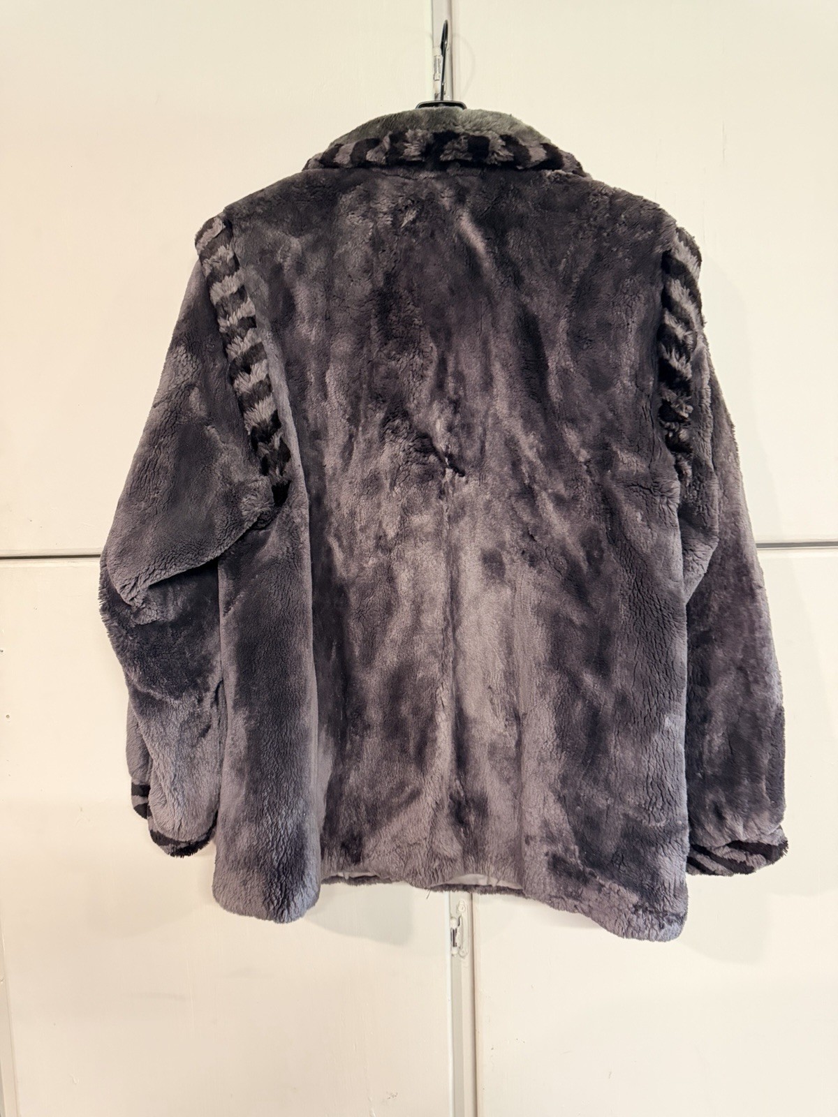 Vintage Sam Bifano Dallas Dyed Sheared Beaver Fur Jacket Gray Chevron Trim Coat