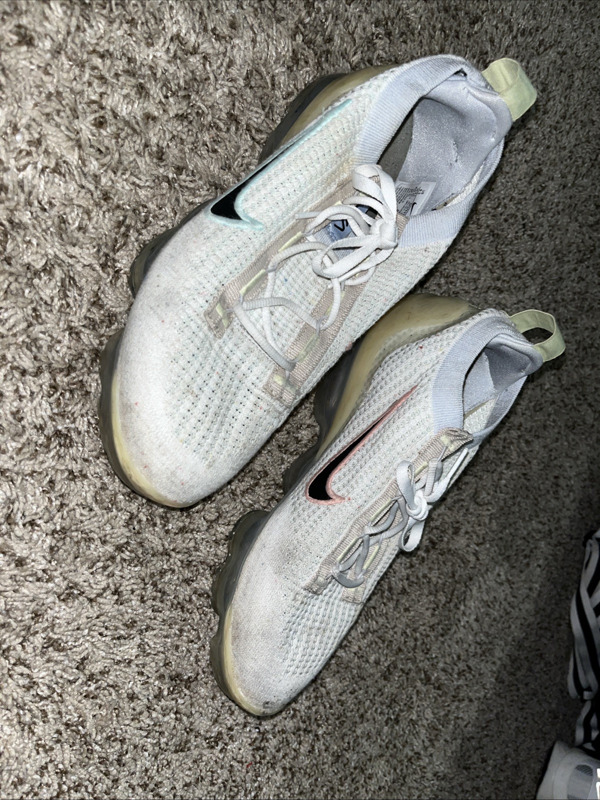 Size 9.5 – Nike Air VaporMax 2021 Flyknit Mismatched Swoosh – White