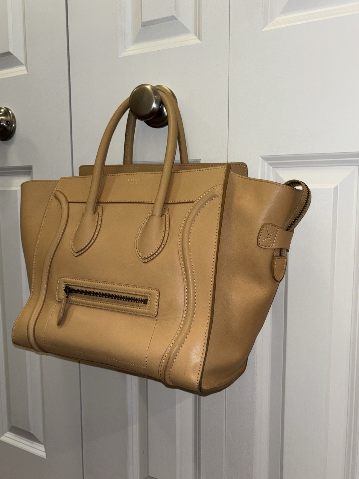 Celine Luggage Phantom Tote Handbag Beige Leather Micro Shopper 12x11x10