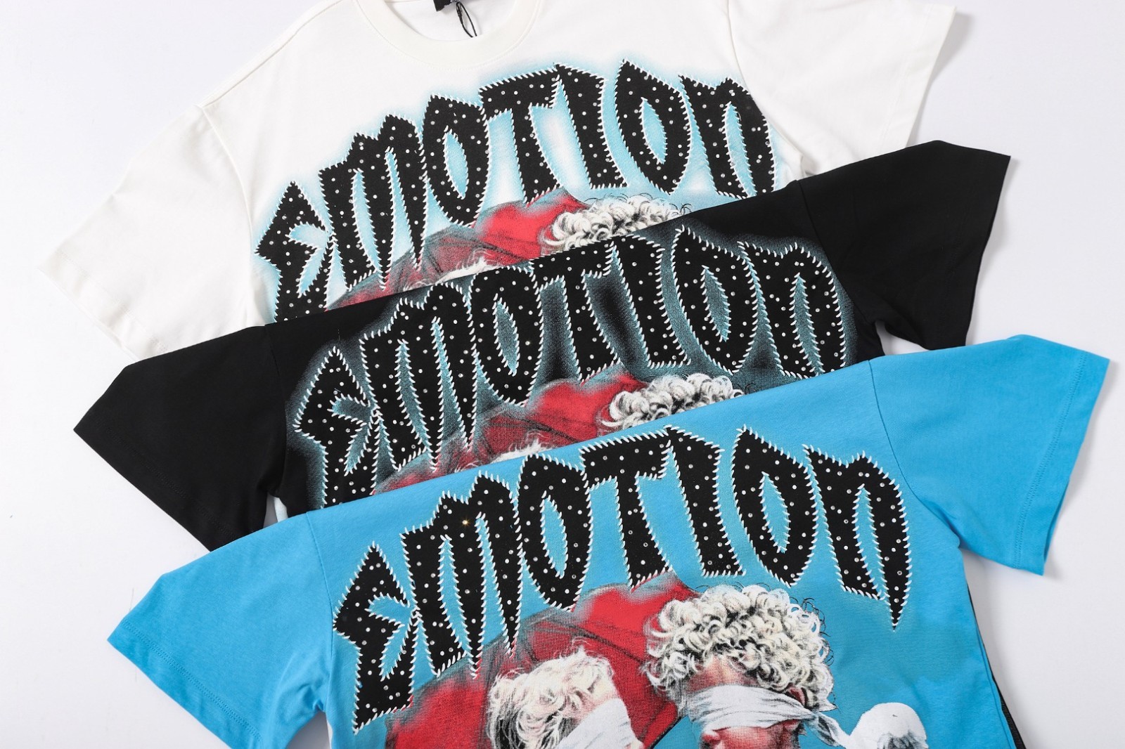 Mixed emotions tee shirt Black/White/Blue