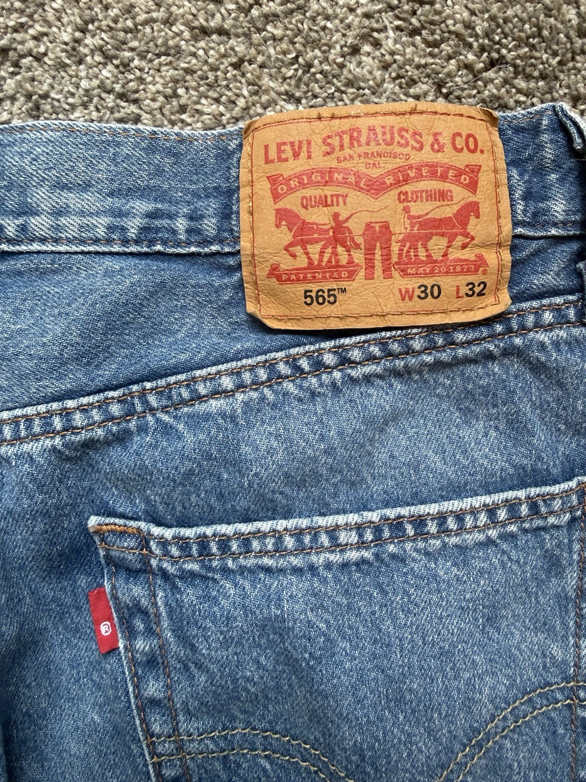 Levi’s Blue Denim Jeans Relaxed Fit Straight Leg