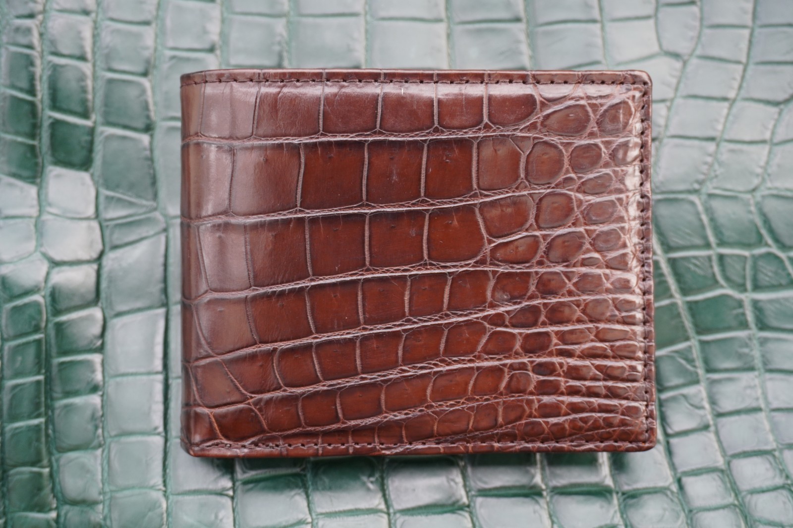 Double Side Genuine Brown Crocodile Belly Leather Skin Men’s Bifold Wallet #Y30
