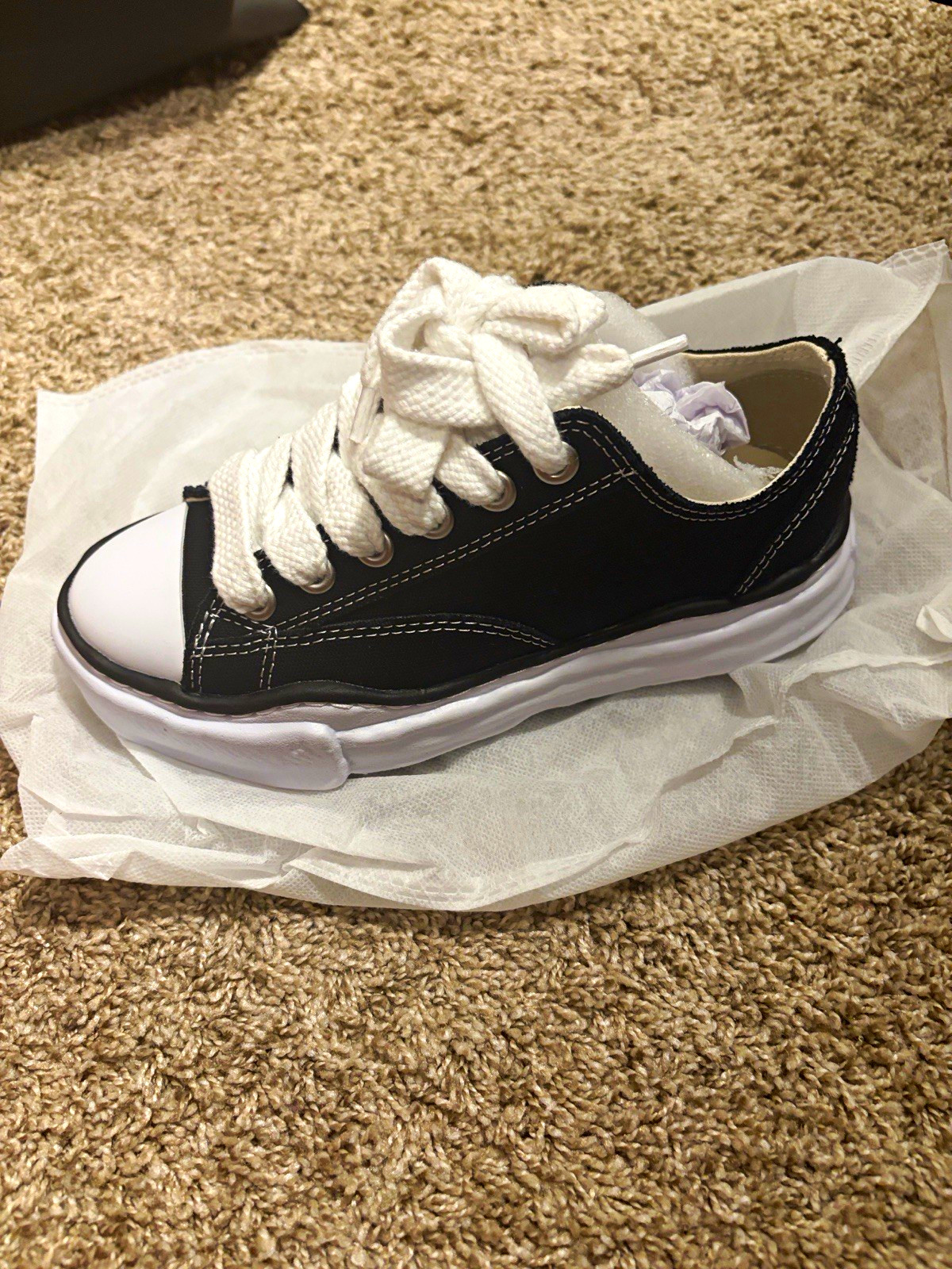 Maison MIHARA YASUHIRO Black/White Canvas Low Top Lace-Up Sneakers A01FW702