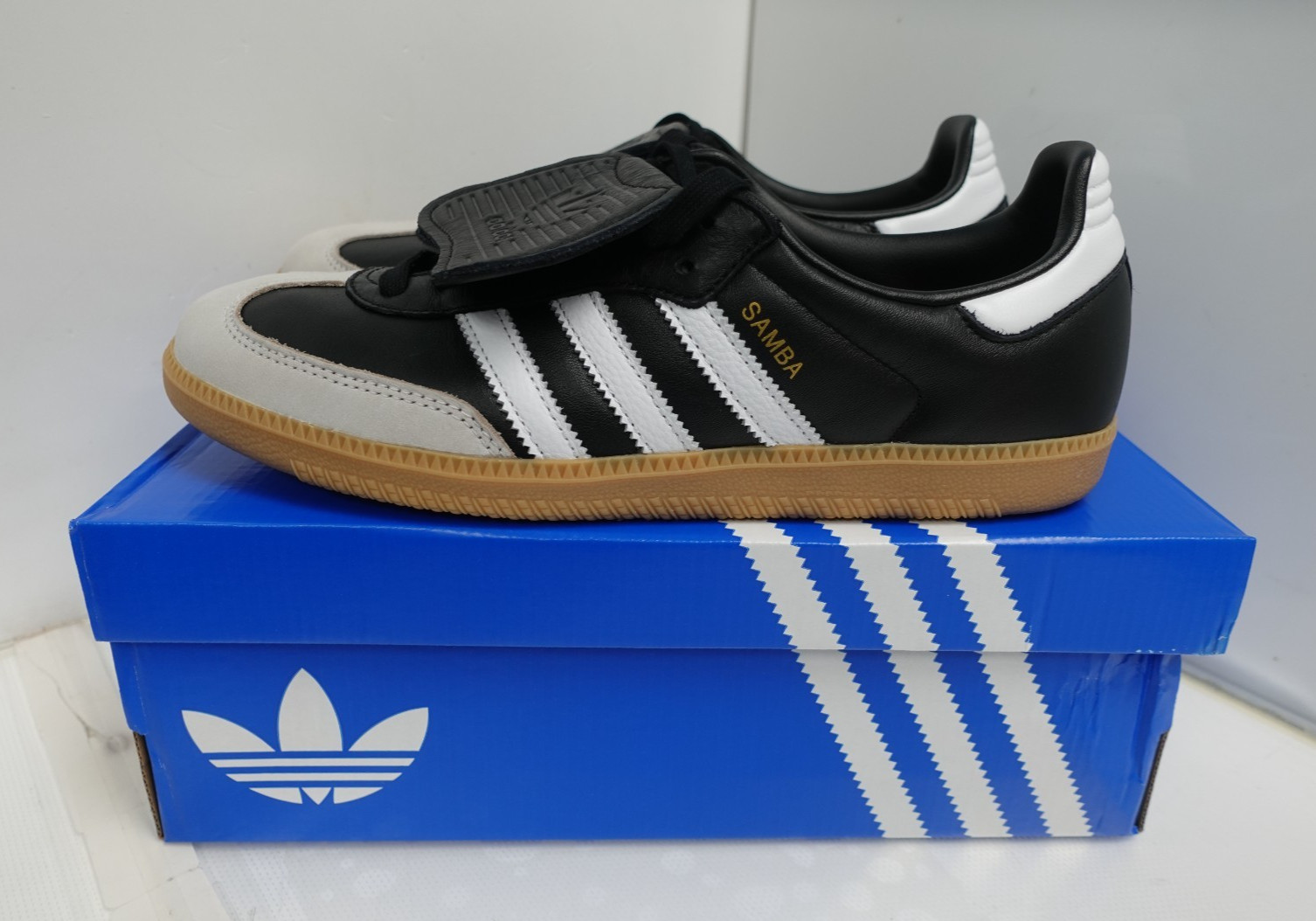 Adidas Samba LT IG2010 Black White Gum Women’s Shoes, Box Damaged, Size: 9.5