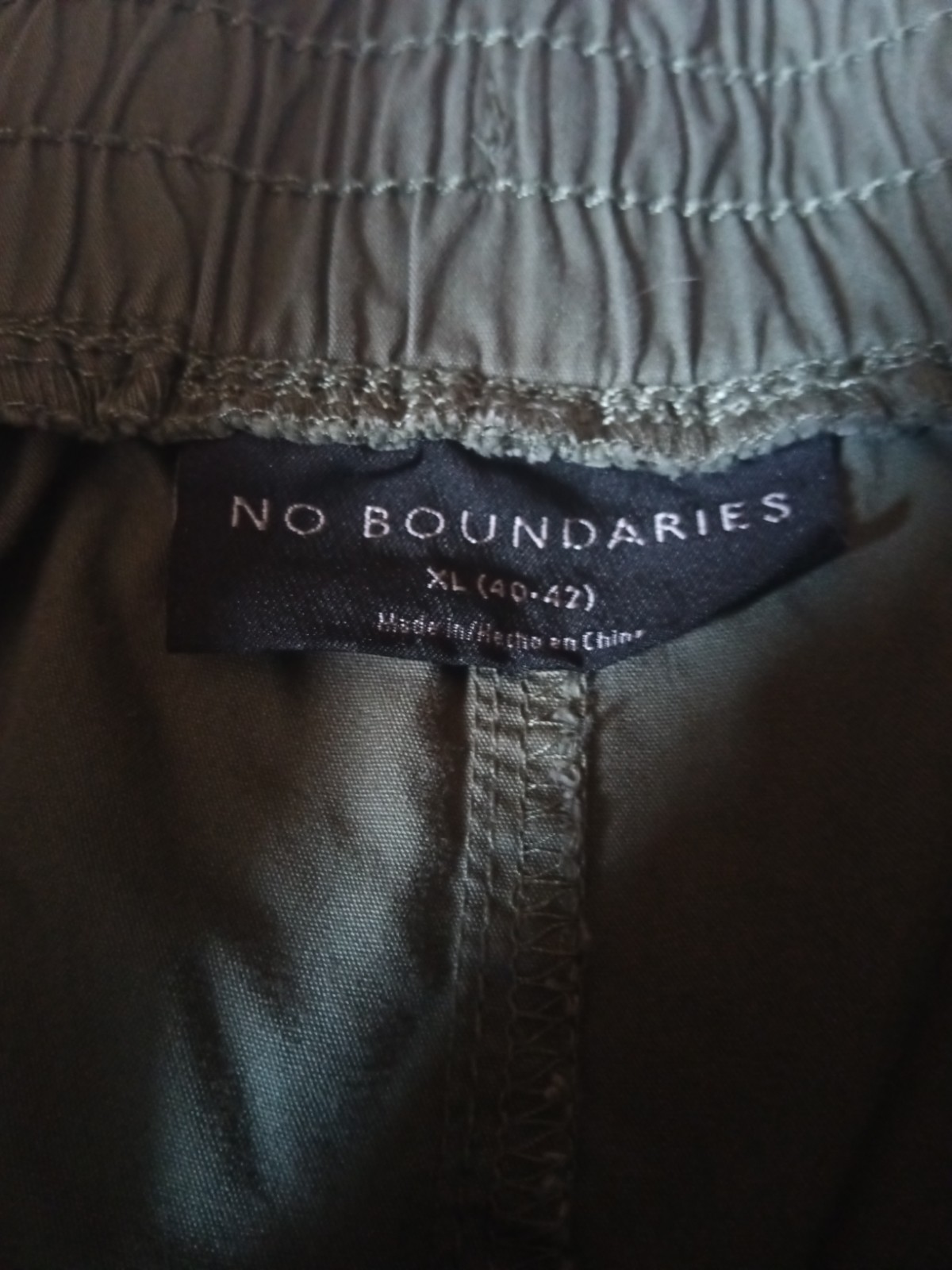 Men’s Cargo Shorts No Boundaries XL (40-42) ArmyGreen