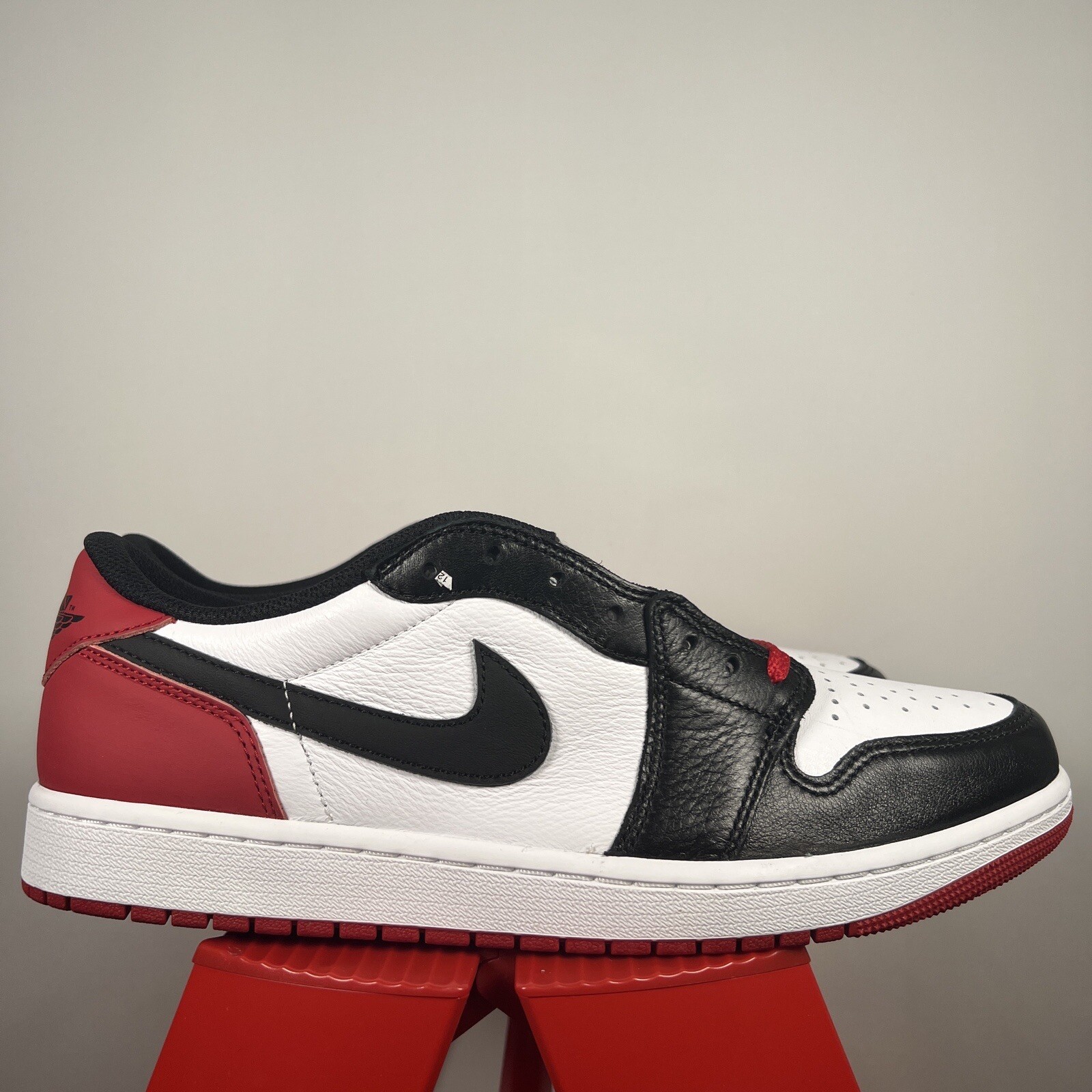 Jordan 1 Retro Low OG Black Toe (CZ0790-106) Size: 12