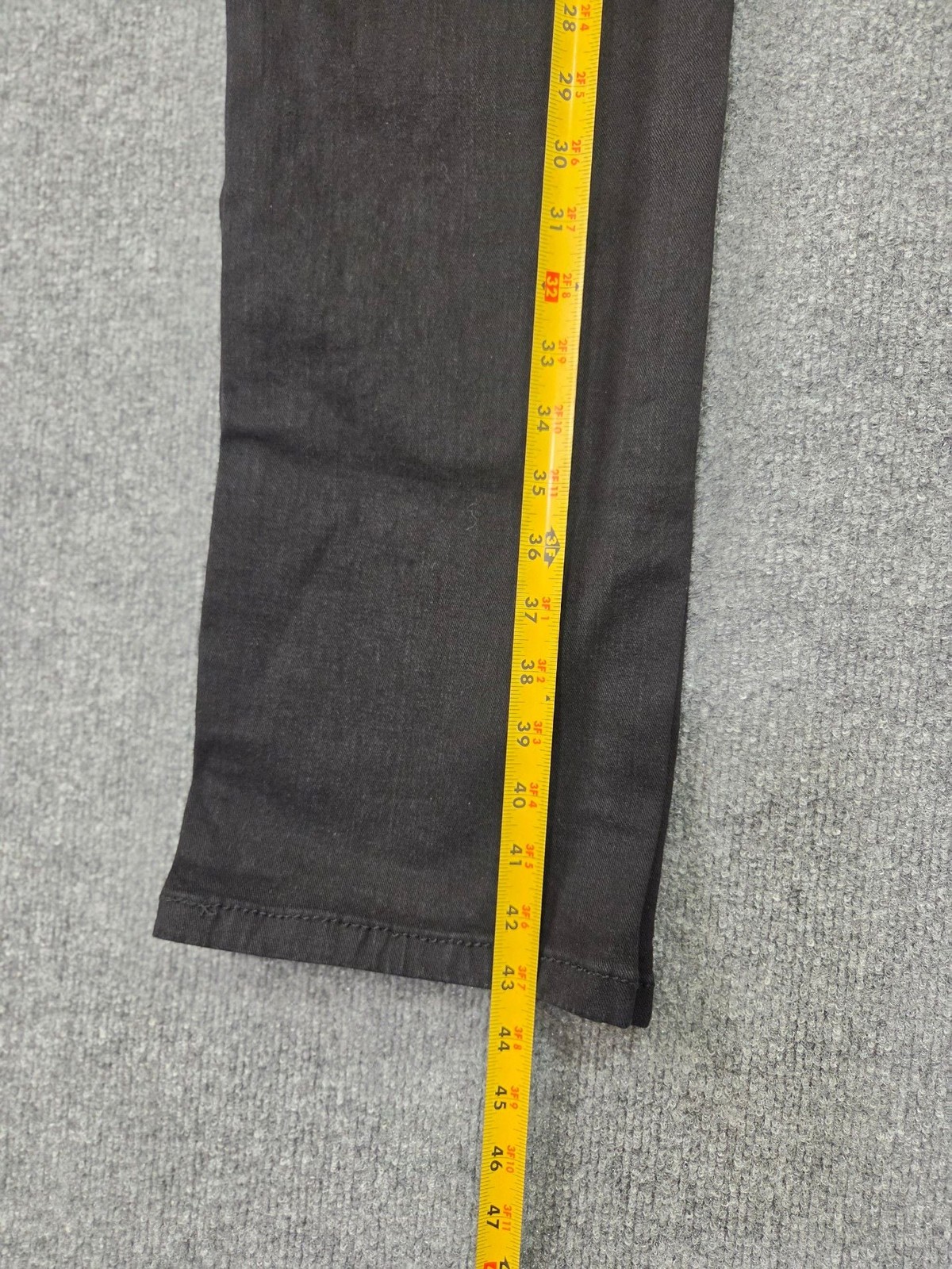 Urban Star Premium Apparel Men’s Relaxed Fit Straight Leg Black Stretch Jeans 36