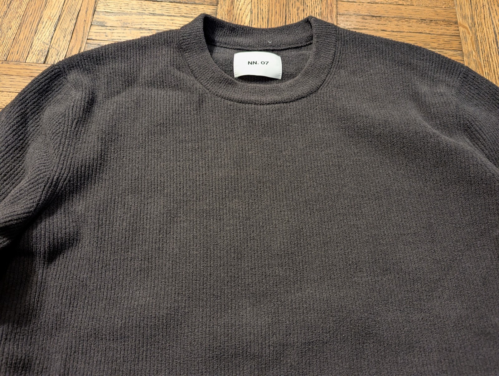 NN07 crewneck