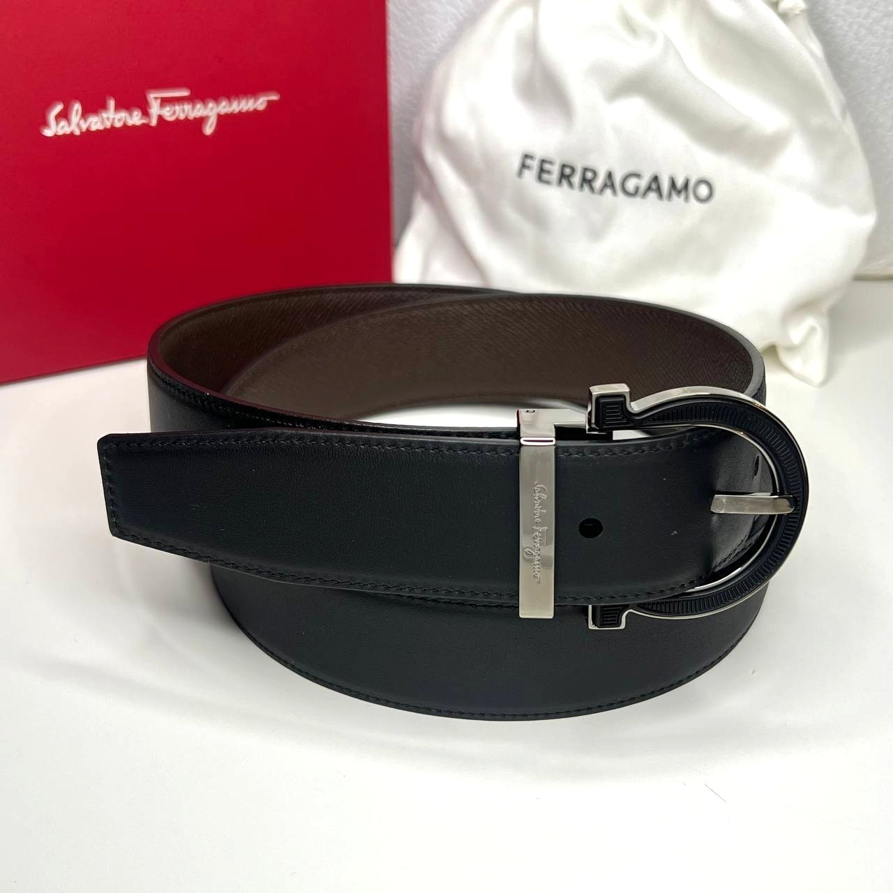 Authentic Men’s SALVATORE FERRAGAMO Leather Belt Black & Brown Reversible