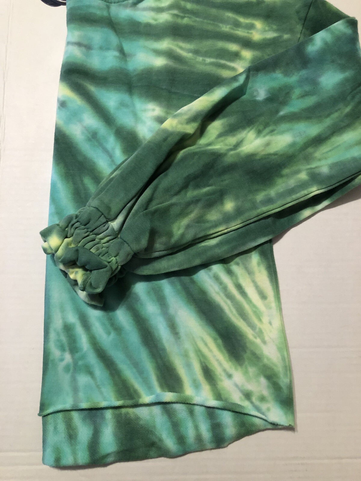 SCOOP Smocked Cuff Lightweight Sweatshirt Size large 12-14 Womens Tie Dye New