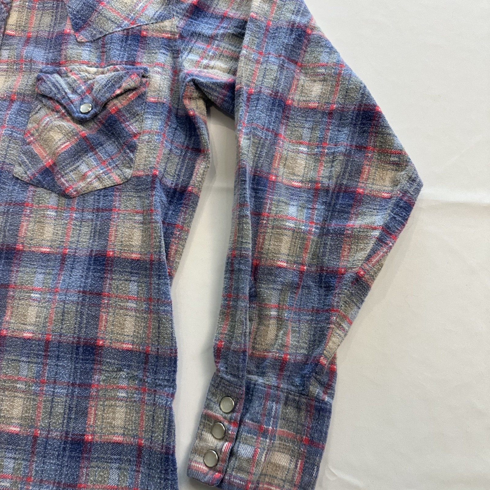 VTG Plainsman Pearl Snap Long Sleeve Shirt Plaid Mens M Western Cowboy