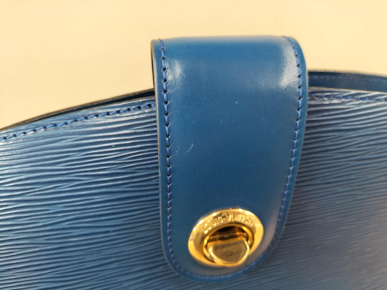 Louis Vuitton Cluny Shoulder Bag Blue 10.6 inch