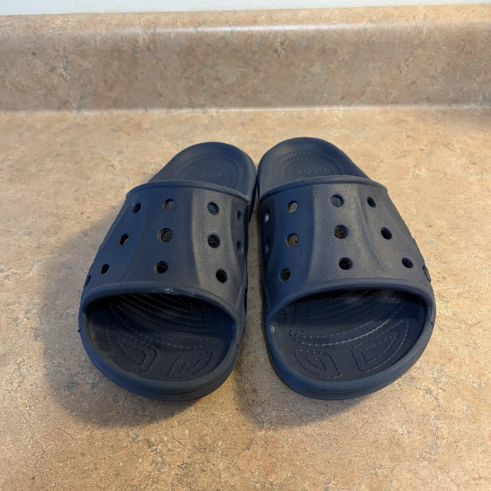 Crocs Baya Slide Navy Blue Womens 7 Mens 5 Sandals Wide Band Slip On Water Beach
