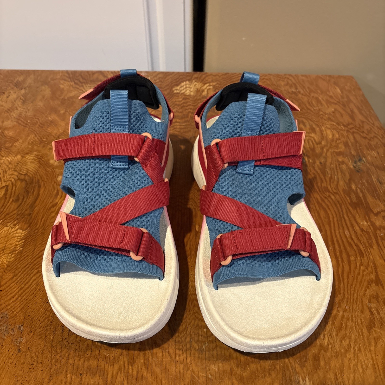 TEVA WOMENS AVENTRAIL HIKING SANDALS LAKESPUR/SCARLET 11(US)9(UK)42(EU)