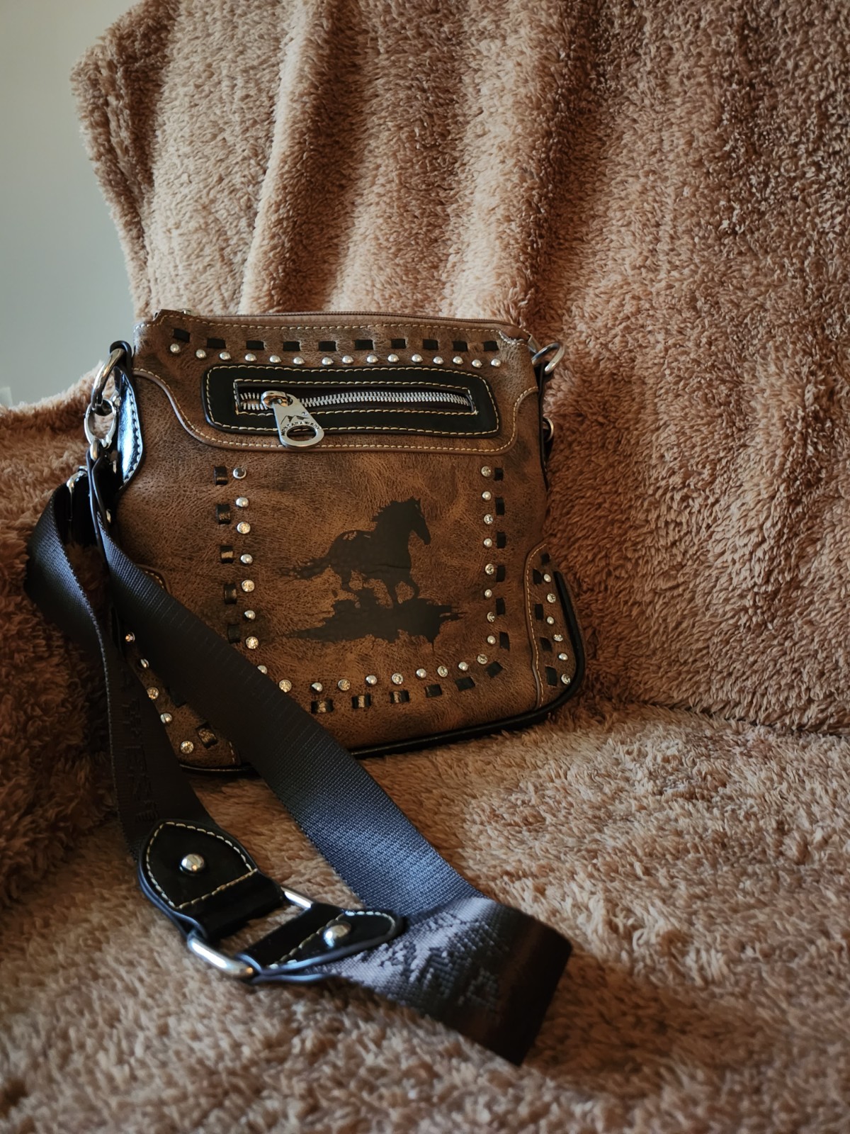 ***New without Tags*** Montana West Leather Purse With Horse design