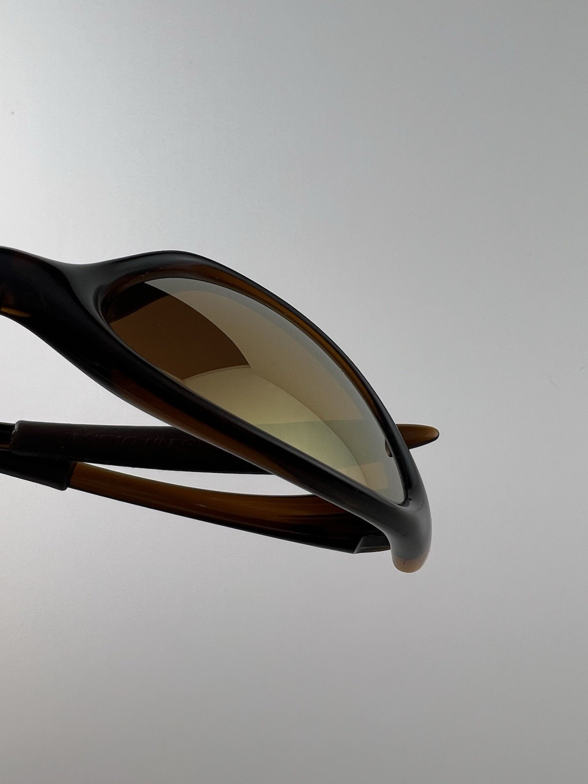 Oakley Minute 1.0 Polished Rootbeer Frame Gold Iridium Lens Gold Icons XX RARE