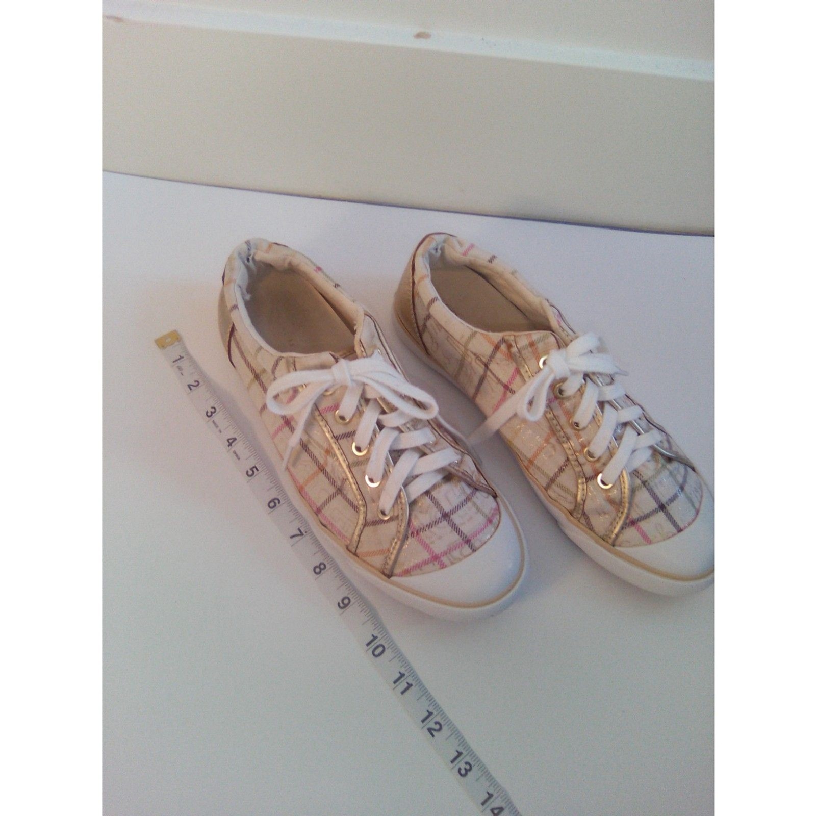 Women’s Coach Cream and Gold Sneakers, Size 8.5, Pre-owned, Good Condition.