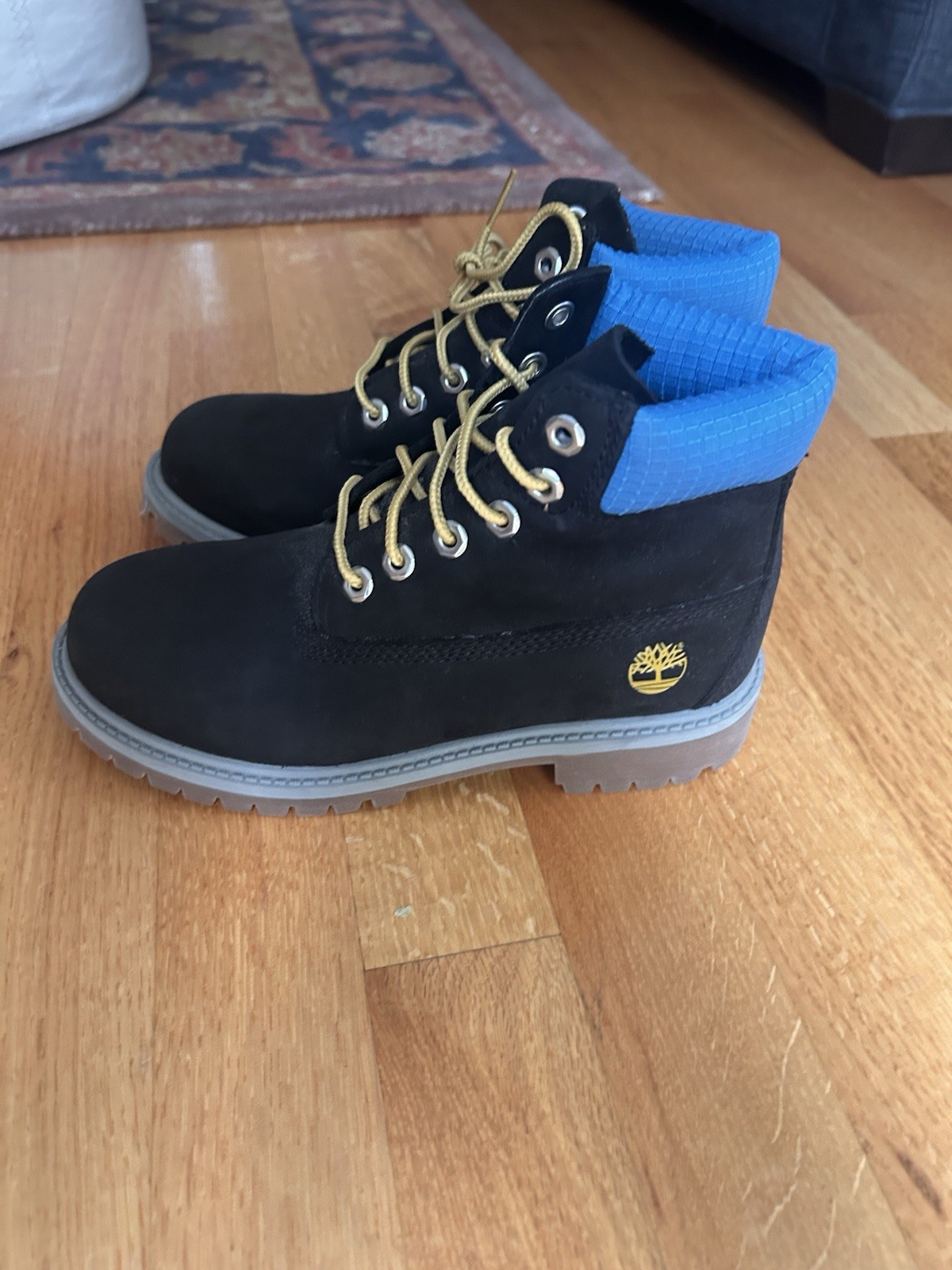 NWOT Timberland Boots Shoes Black/Blue Kids Size 2