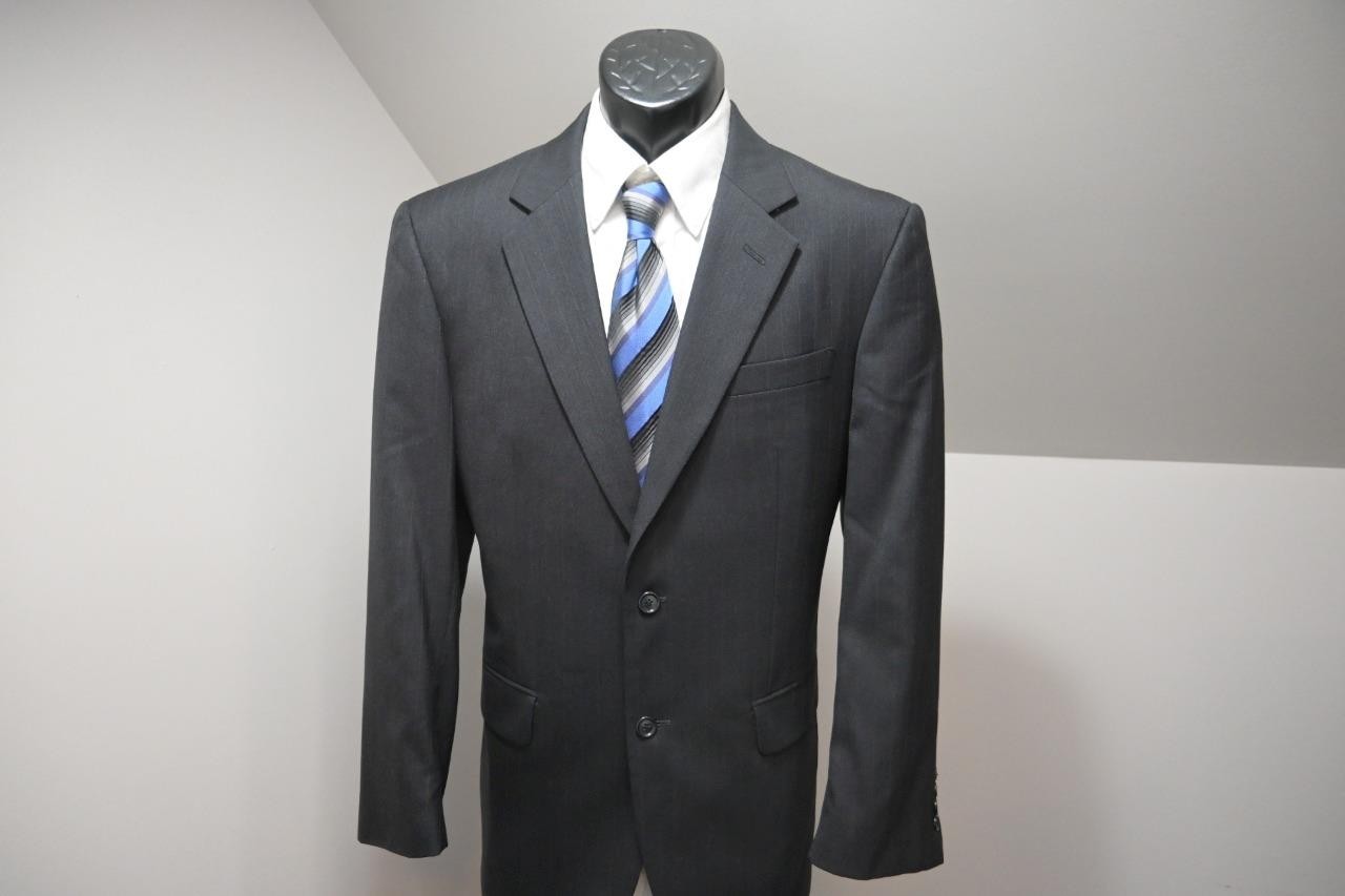 Jos A Bank 100% Wool Striped 2 Piece Suit Pants Jacket Mens Sz 34 x 31 40 R