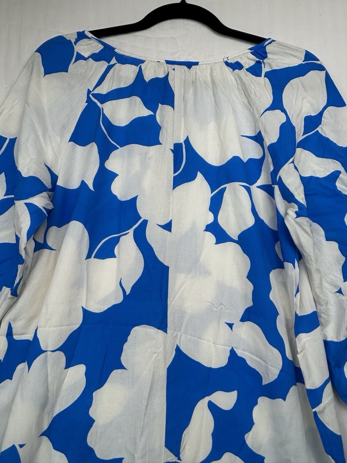 Wallis Woman’s Size 10 blue white floral pattern shift dress knee length casual