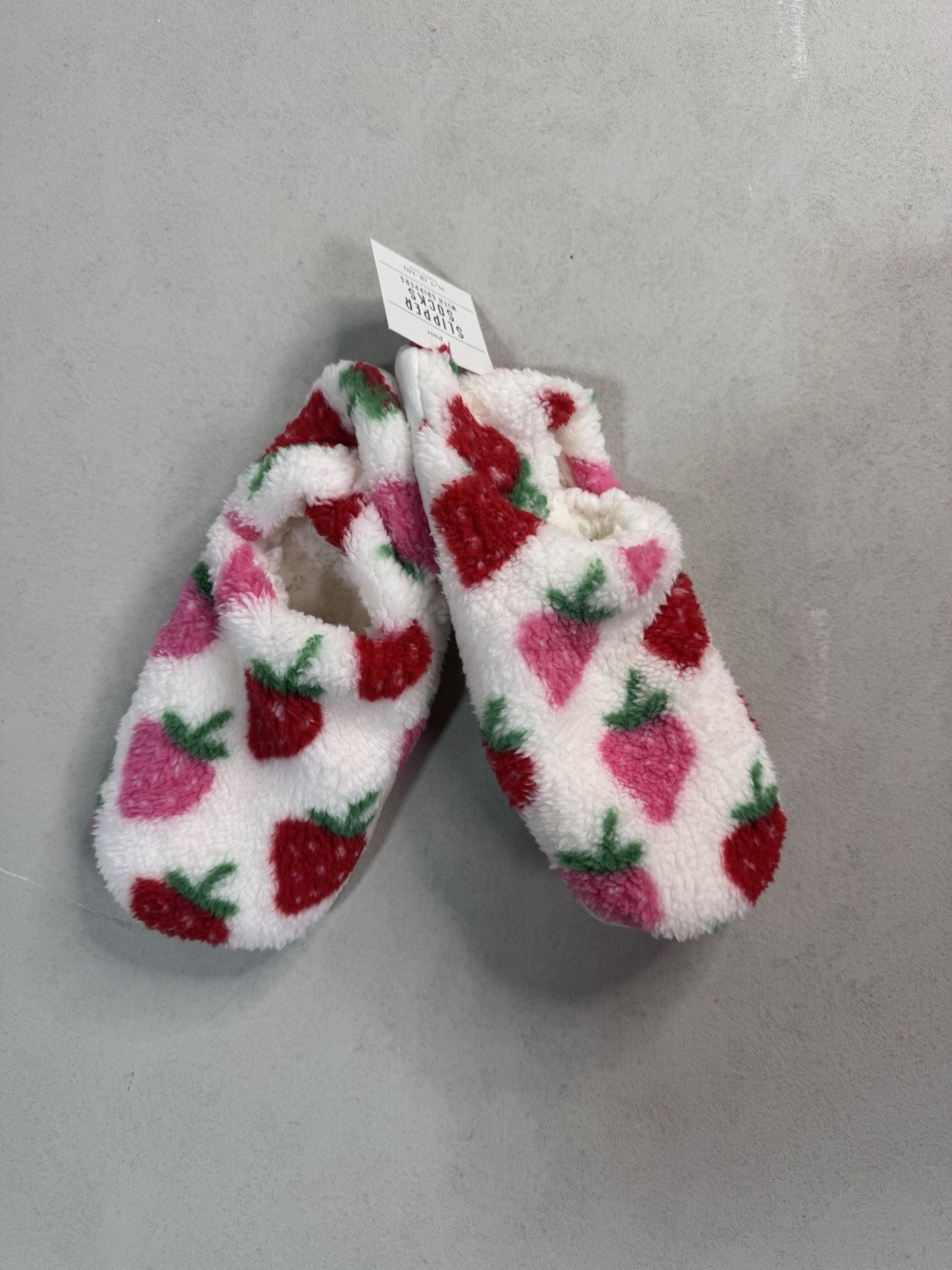 Women’s Strawberry Slippers Breathable Elastic Lightweight Soft Sole House Shoes