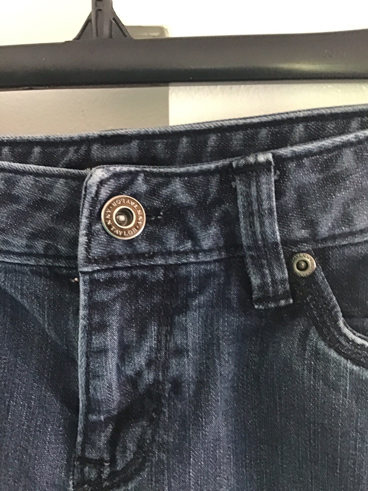 Ann Taylor Women’s Size 26/4P Modern Skinny Dark Wash Denim