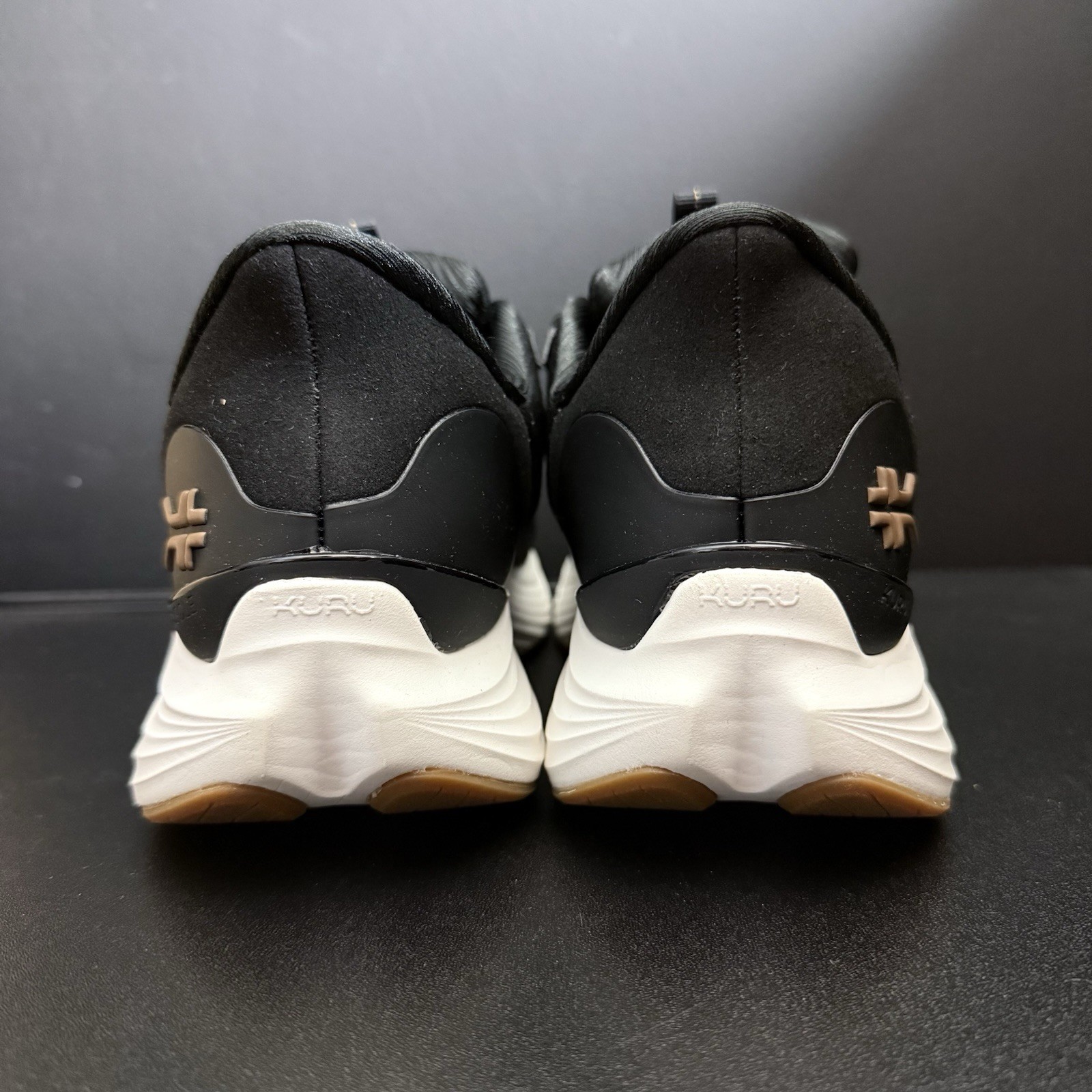 Kuru Atom 2 Womens Size 10.5 Wide Black White Athletic Running Walking Shoes