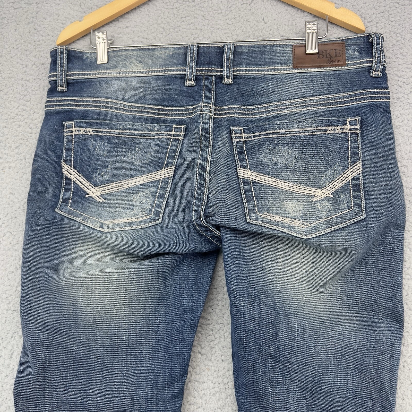 BKE Denim Payton Jeans Womens 31R Bootcut Stretch Medium Wash Distressed