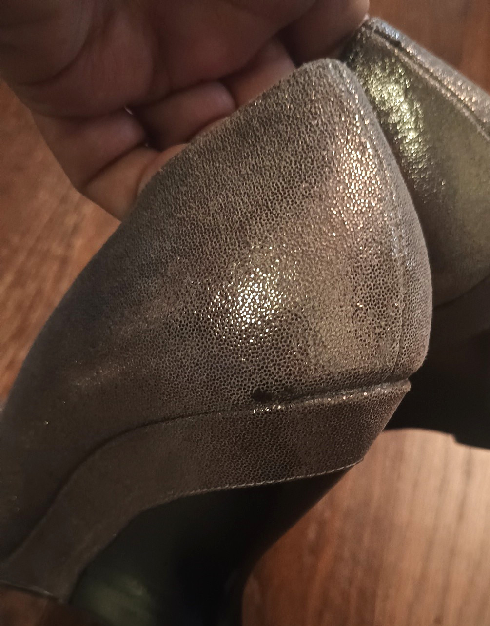 Jessica Bennett Curved in WEDGE 3.5″ Heels Peep Toe Metallic Pump Retro SEXY 7.5