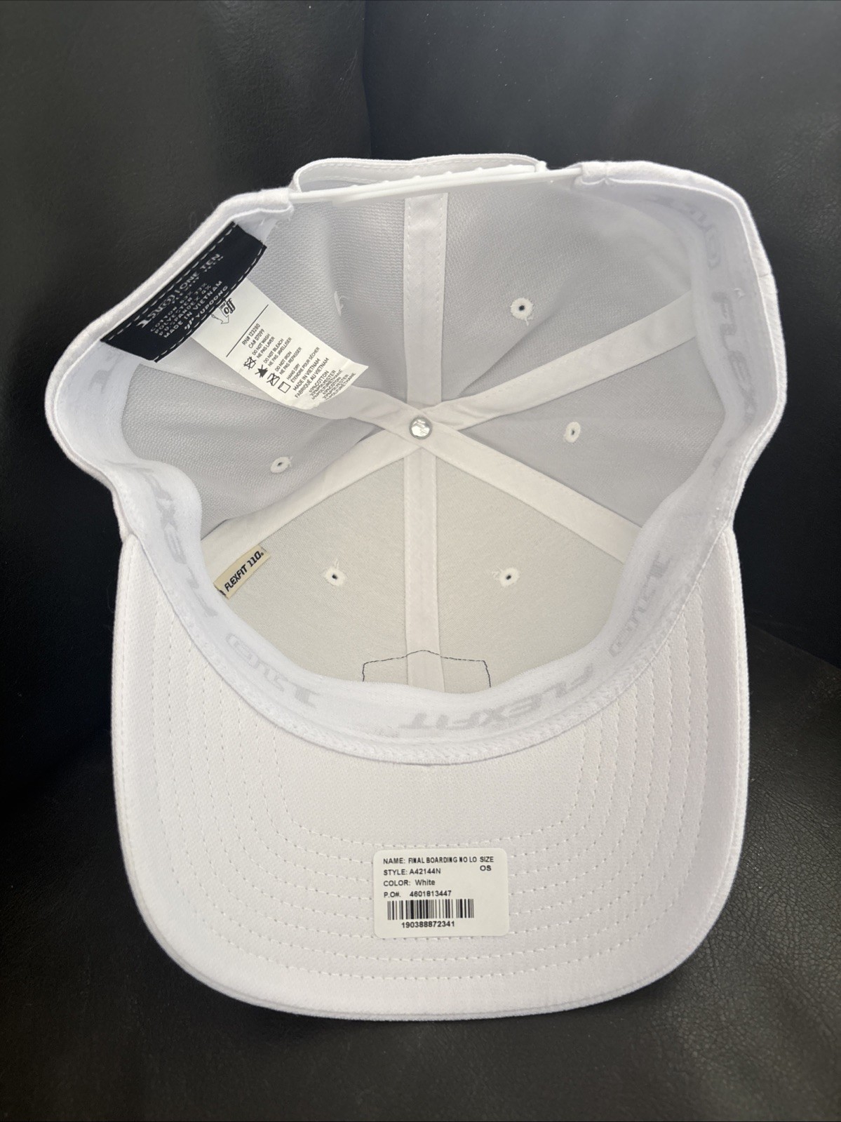FlexFit Cap Tech 110 Snapback Hat Men’s Popstroke Nashville White NWT NEW