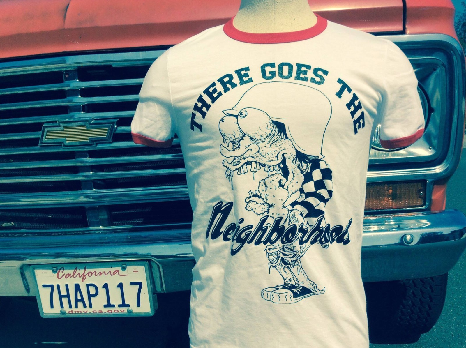 THERE GOES THE NEIGHBORHOOD RINGER T SHIRT biker punk metal patch jacket badge