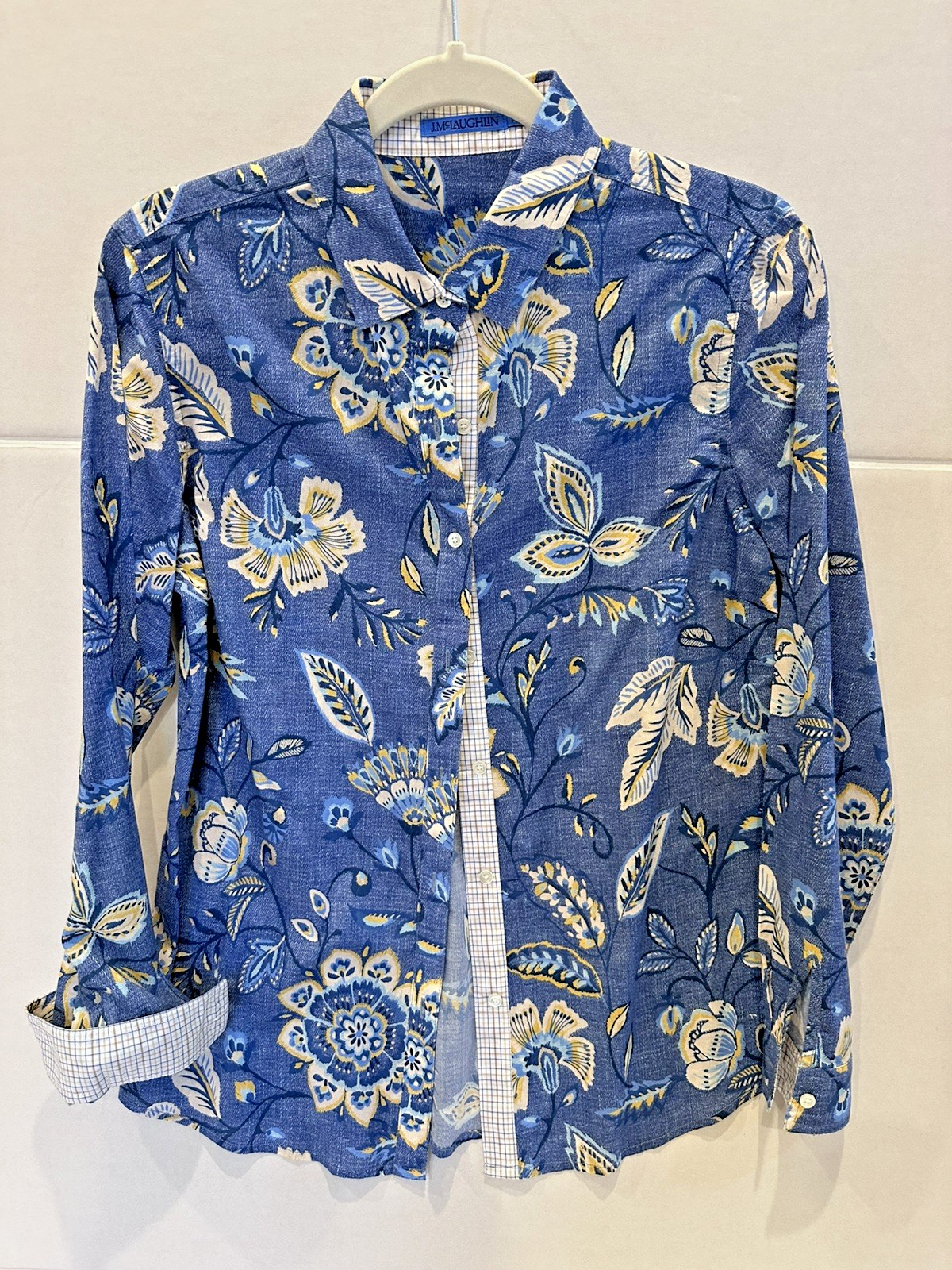 New low price…JMcLAUGHLIN Britt Blue flower top, Size M