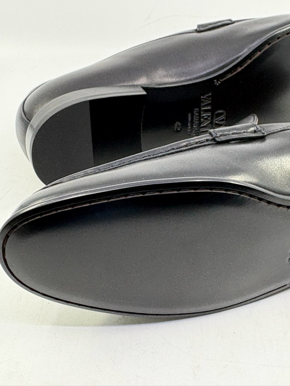 NIB Valentino Garavani Vlogo Penny Loafer Shoes Leather Black Mens EU 42/ US 9
