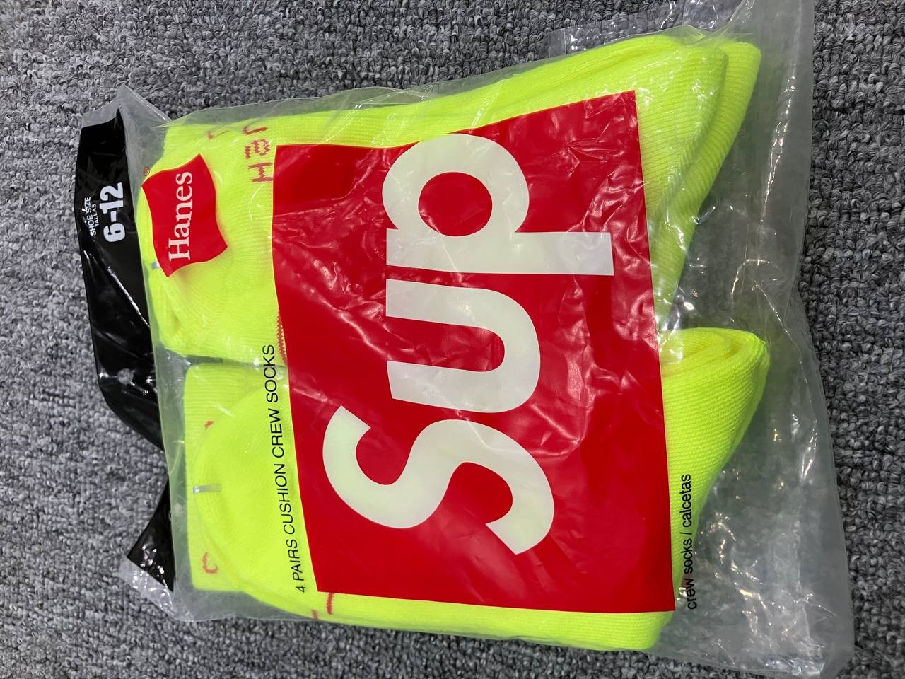 Supreme X Hanes Crew Socks Yellow Color 4 Pack, Size 6-12- On Sale
