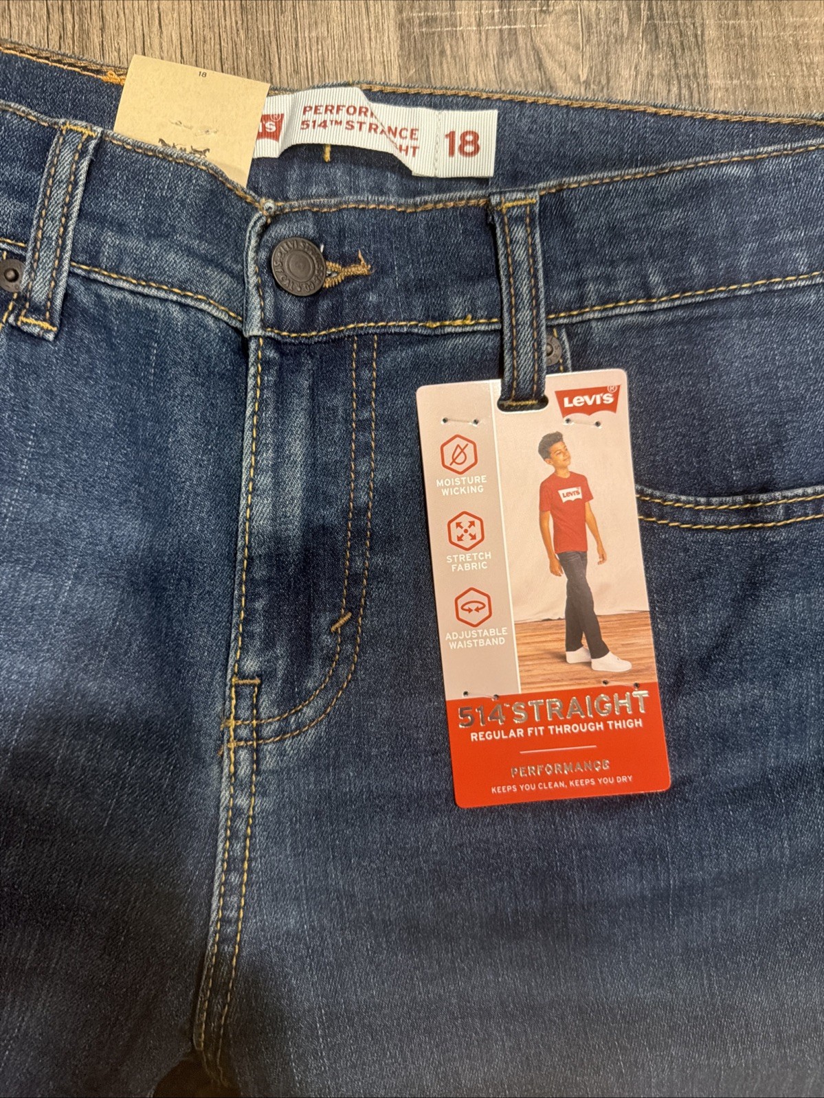 Levi’s Boys’ 514 Straight Fit Performance Jeans – Medium Wash 18 Reg 29×31