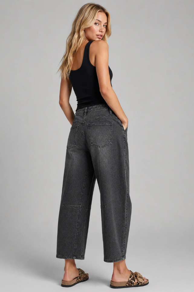 Vigoss Barbie Barrel Jeans SIZE 9/29 High Rise Stretch Dark Blue Denim NWT