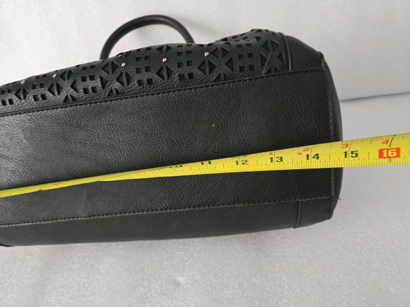 Apt. 9 Black Shoulder Bag Zipper Golden Accents Adjustable Strap Outer Pockets