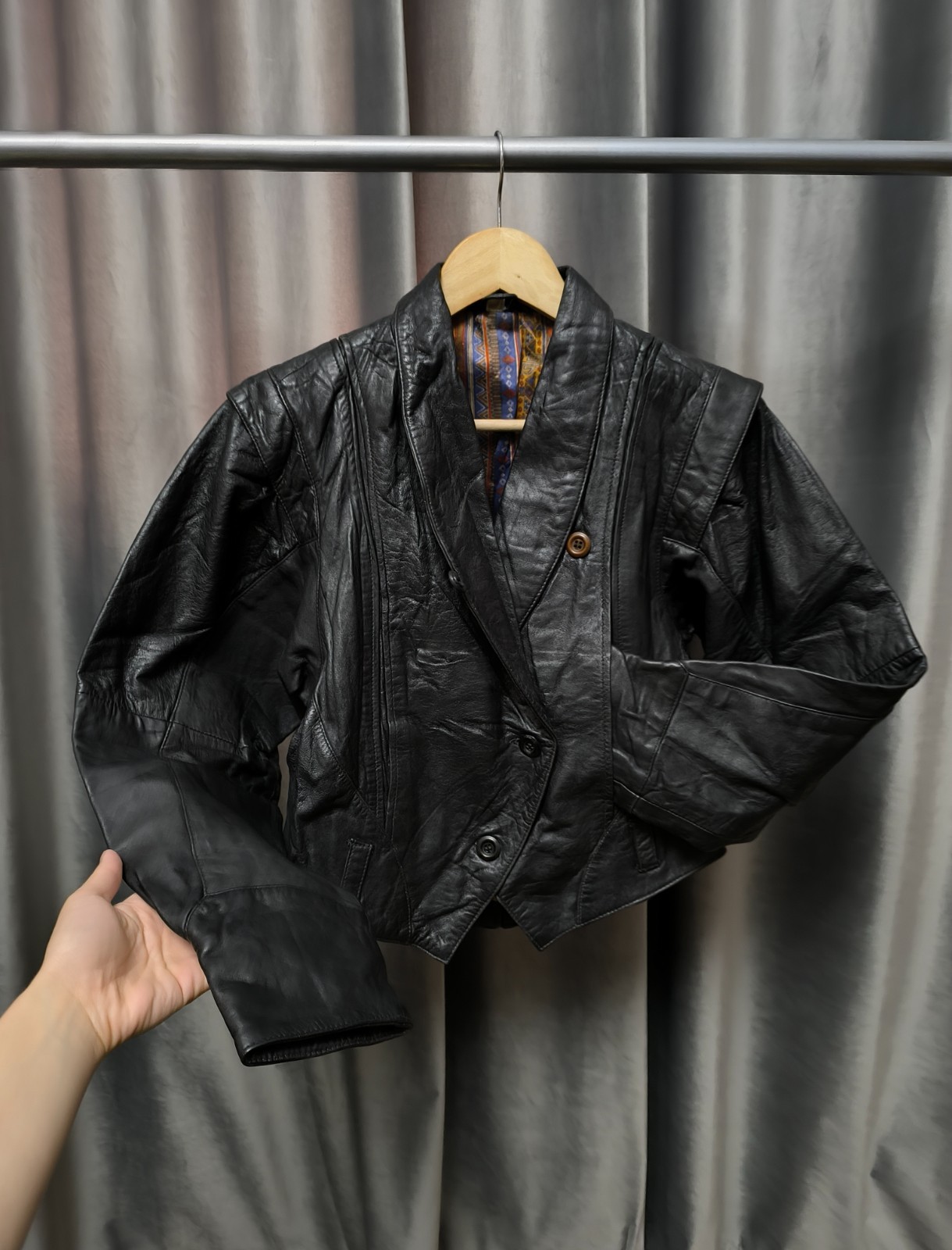 Vintage Black Genuine Leather Cropped Jacket Women’s S 80s Shoulder Pad Blazer