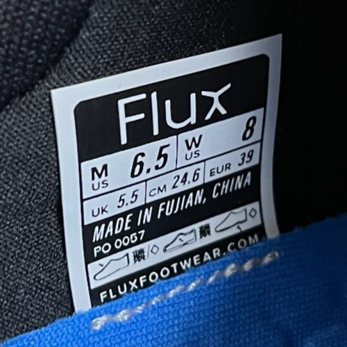 Flux Footwear Adapt Waterproof Runner Stealth Black Womens Size 8 Walking Shoes