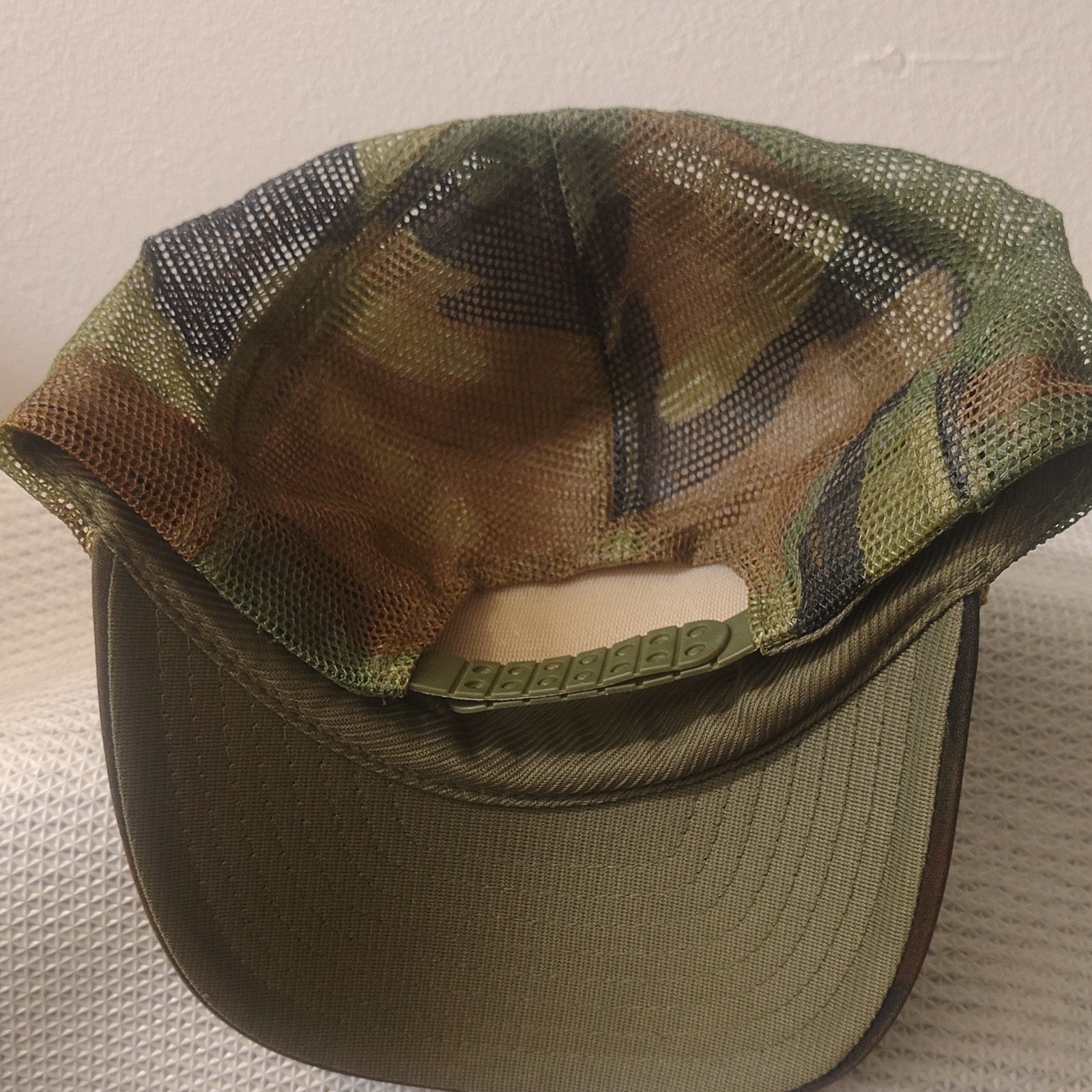 Vintage Hoskins VFW Post 9363 Flat Rock Michigan Camo Trucker Hat Mesh w/cord