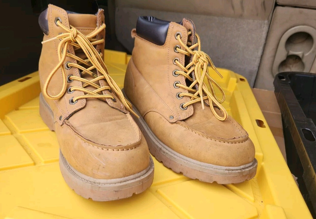 Denali soft toe workboot Used mens size 9 US