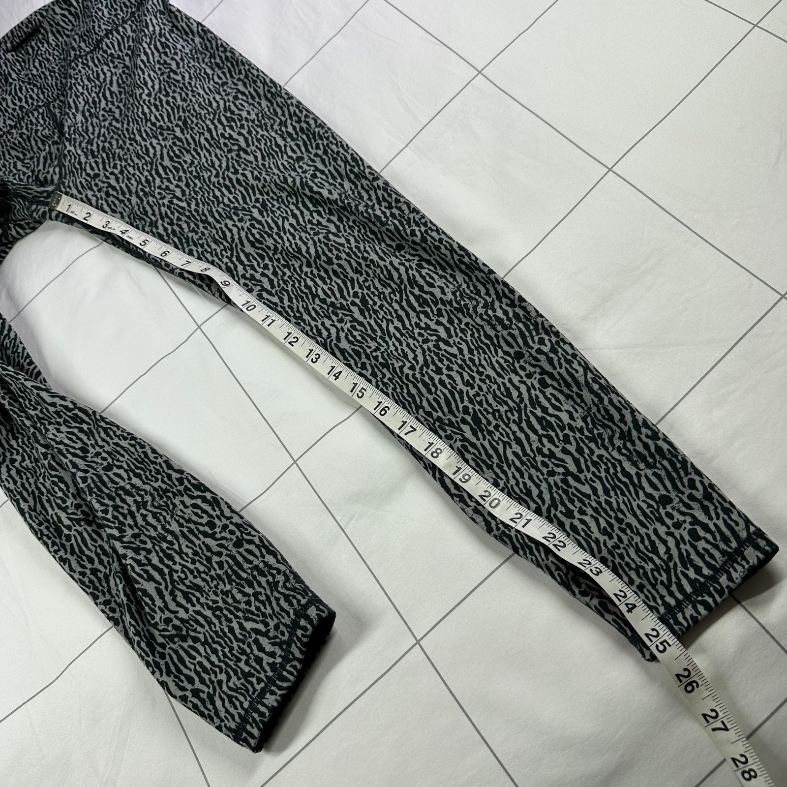 Varley Leggings Womens Medium Century Textured Grain Gray High Rise Yoga Walk