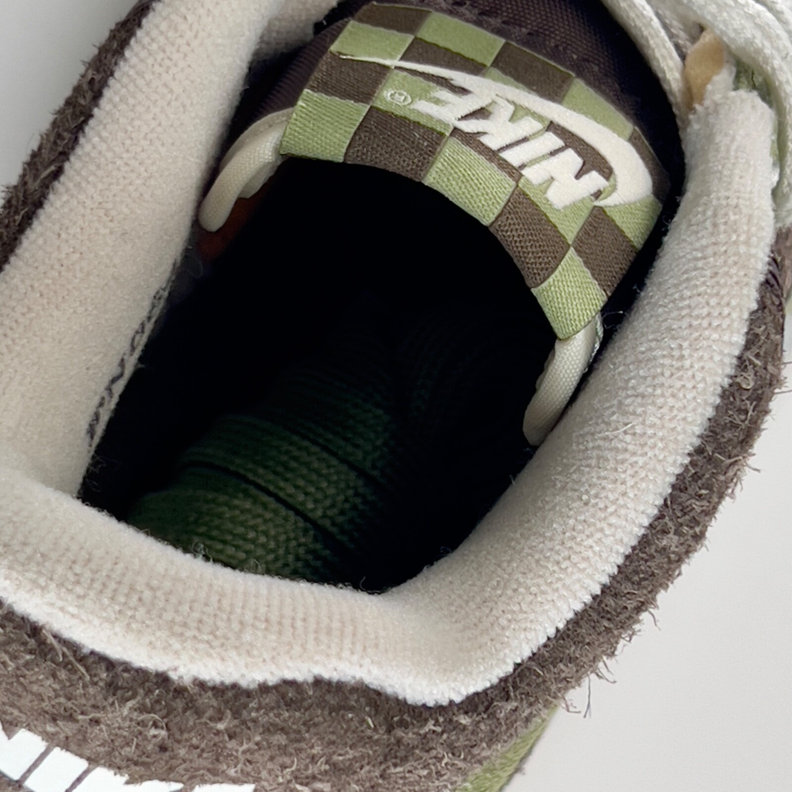 Size 6M / 7.5W- Nike Mac Attack Oil Green FN0648-300