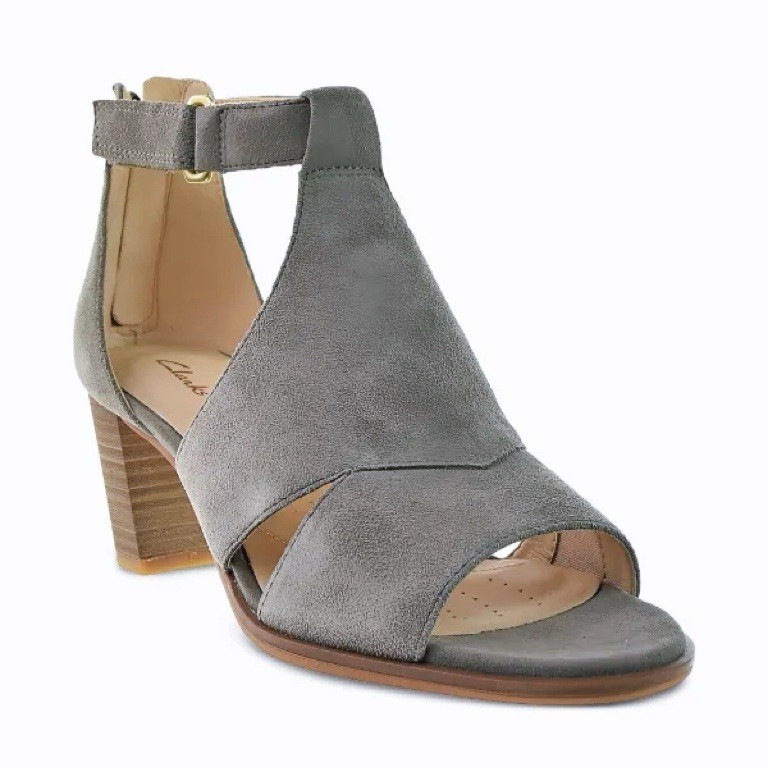 Clarks Originals Kaylin Glad Women’s US 6.5 Gray Suede Block Heel Sandals