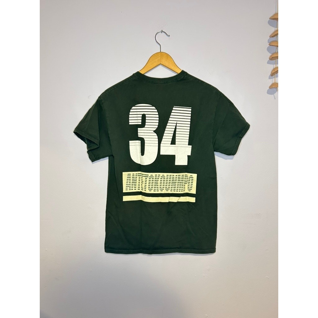 Green Milwaukee Bucks Antetokounmpo Graphic T-Shirt | NBA | 34 – (Unisex S)