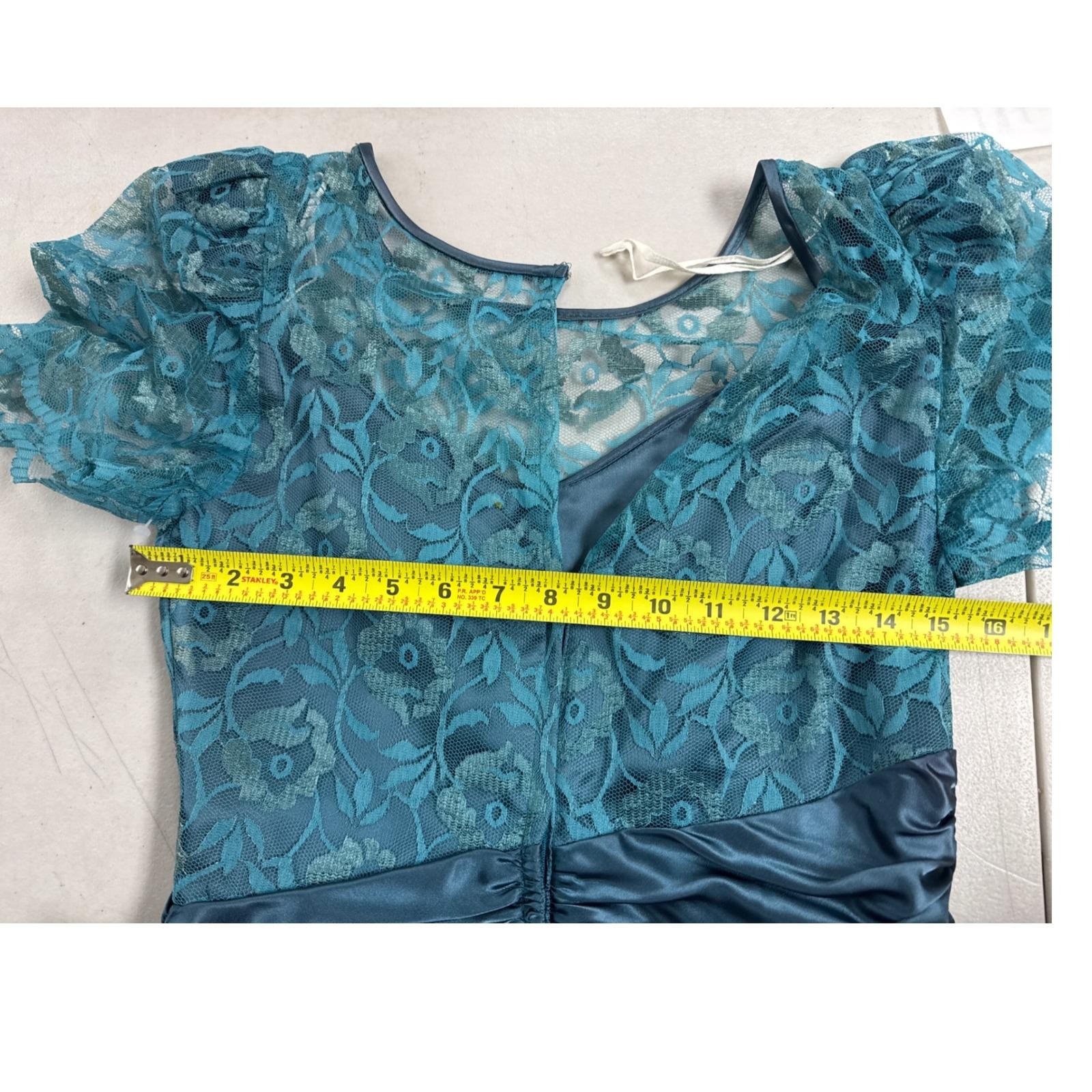 Vitnage 70s Teal Floral Lace Short Sleeve Midi Formal Prom Dress Sz 11/12