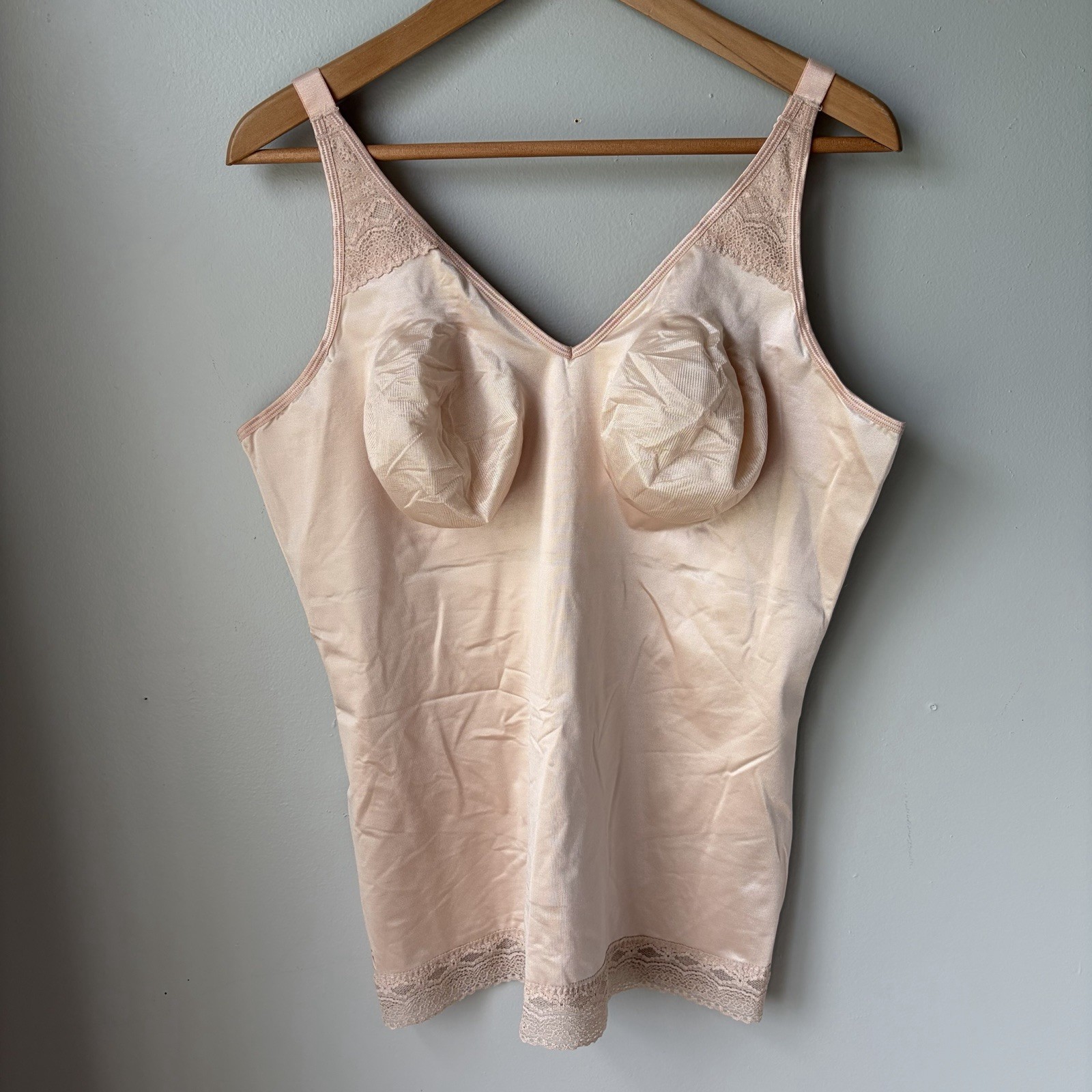 NEW RUBY RIBBON PIN UP CAMI WOMENS size 50 Pale Nude Lace Shapewear